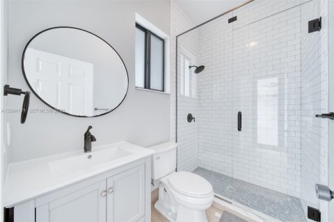 Casa en venta en Palmetto Bay, Florida, 4 dormitorios, 239.69 m2 № 2382780 - foto 21