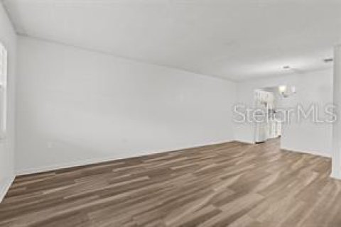 Condo in Saint Petersburg, Florida, 2 bedrooms № 2238171 - photo 4