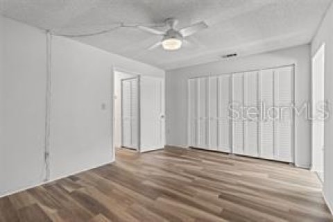 Condo in Saint Petersburg, Florida, 2 bedrooms № 2238171 - photo 17