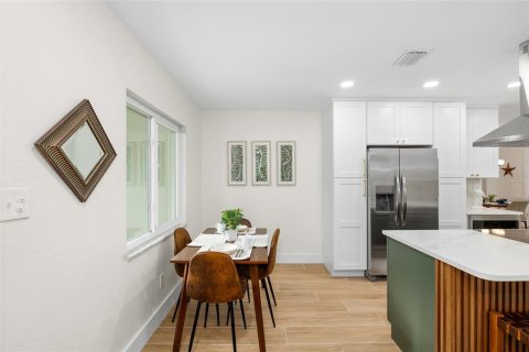 Casa en venta en Tampa, Florida, 3 dormitorios, 138.42 m2 № 1886205 - foto 7