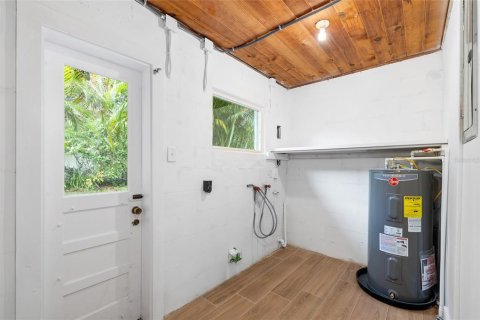 Casa en venta en Tampa, Florida, 3 dormitorios, 138.42 m2 № 1886205 - foto 21