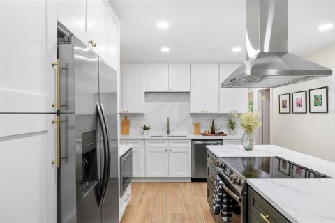 Casa en venta en Tampa, Florida, 3 dormitorios, 138.42 m2 № 1886205 - foto 11