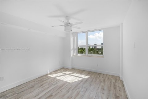 Снять в аренду кондоминиум в Авентура, Флорида 2 спальни, 109.16м2, № 1973436 - фото 8