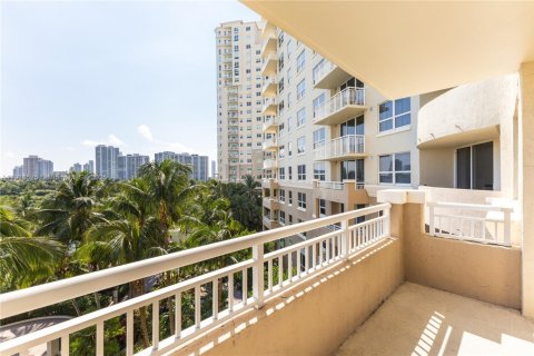 Снять в аренду кондоминиум в Авентура, Флорида 2 спальни, 109.16м2, № 1973436 - фото 17