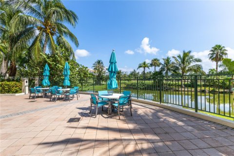 Снять в аренду кондоминиум в Авентура, Флорида 2 спальни, 109.16м2, № 1973436 - фото 24