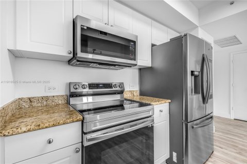 Снять в аренду кондоминиум в Авентура, Флорида 2 спальни, 109.16м2, № 1973436 - фото 5