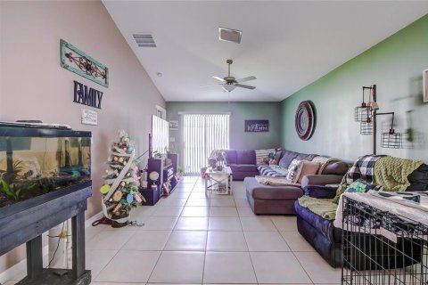 Casa en venta en Spring Hill, Florida, 3 dormitorios, 133.04 m2 № 1649622 - foto 7