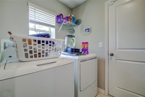 Casa en venta en Spring Hill, Florida, 3 dormitorios, 133.04 m2 № 1649622 - foto 18