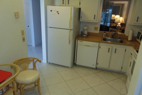 Condo in Margate, Florida, 2 bedrooms № 2176707 - photo 27