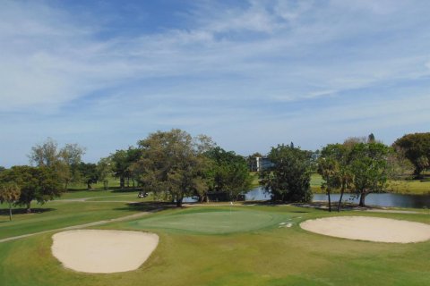 Condo in Margate, Florida, 2 bedrooms № 2176707 - photo 3