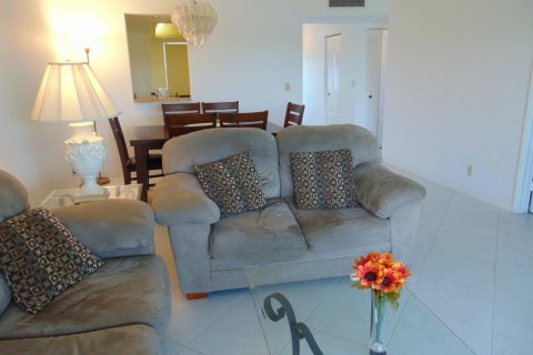 Condo in Margate, Florida, 2 bedrooms № 2176707 - photo 20