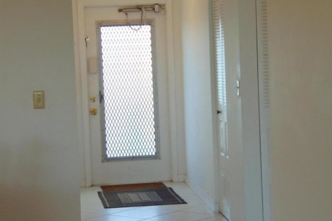 Condo in Margate, Florida, 2 bedrooms № 2176707 - photo 21
