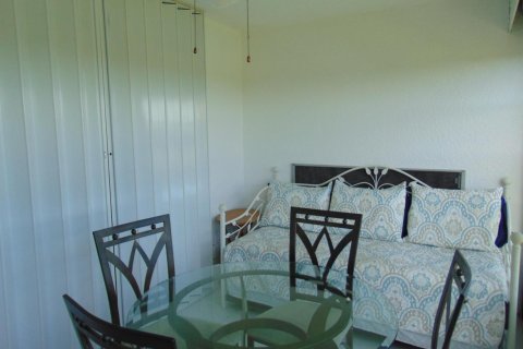Condo in Margate, Florida, 2 bedrooms № 2176707 - photo 16