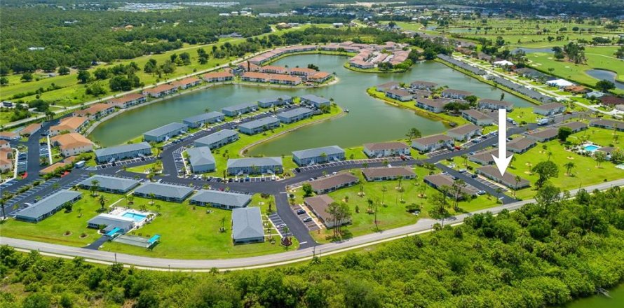 Condo à Lake Suzy, Floride, 2 chambres № 1760575