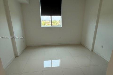 Condo in Doral, Florida, 2 bedrooms  № 2020710 - photo 22