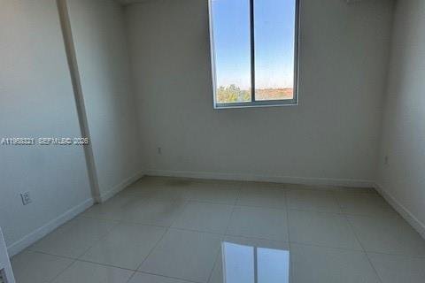 Condo in Doral, Florida, 2 bedrooms  № 2020710 - photo 17