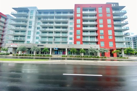 Condo à Doral, Floride, 2 chambres  № 2020710