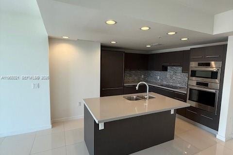 Condo in Doral, Florida, 2 bedrooms  № 2020710 - photo 3