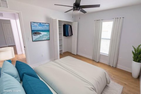House in Saint Petersburg, Florida 4 bedrooms, 201.78 sq.m. № 1733436 - photo 22