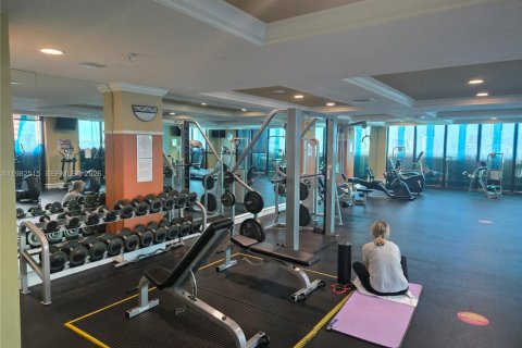 Condominio en alquiler en Coral Gables, Florida, 2 dormitorios, 101.17 m2 № 2050273 - foto 21