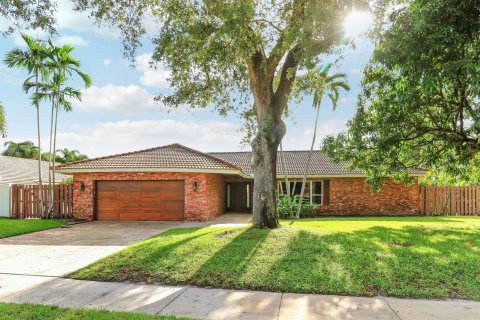 House in Boca Raton, Florida 4 bedrooms, 203.92 sq.m. № 2392324