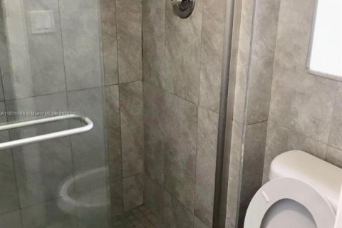 Condominio en venta en Aventura, Florida, 3 dormitorios, 128.21 m2 № 1987850 - foto 16