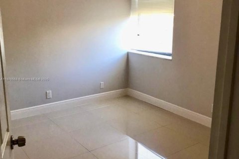 Condominio en venta en Aventura, Florida, 3 dormitorios, 128.21 m2 № 1987850 - foto 15