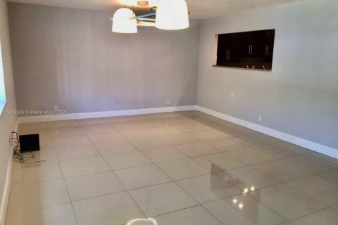 Condominio en venta en Aventura, Florida, 3 dormitorios, 128.21 m2 № 1987850 - foto 9