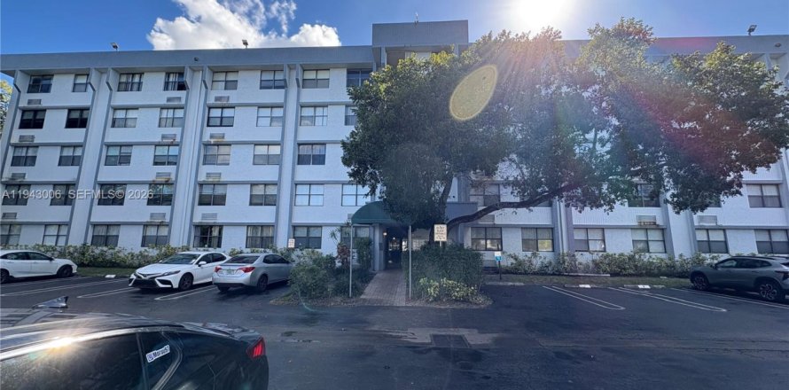 Condo à Coral Springs, Floride, 1 chambre № 1999384