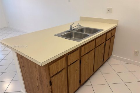 Copropriété à vendre à Coral Springs, Floride: 1 chambre, 56.3 m2 № 1999384 - photo 5