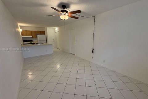 Copropriété à vendre à Coral Springs, Floride: 1 chambre, 56.3 m2 № 1999384 - photo 3