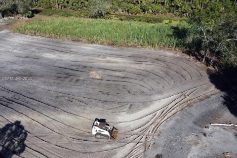 Купить земельный участок в Клуистон, Флорида № 2055343 - фото 7