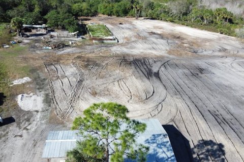 Купить земельный участок в Клуистон, Флорида № 2055343 - фото 27