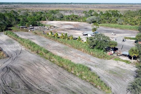Купить земельный участок в Клуистон, Флорида № 2055343 - фото 30