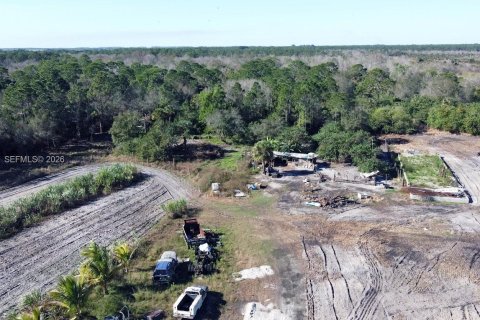 Купить земельный участок в Клуистон, Флорида № 2055343 - фото 19