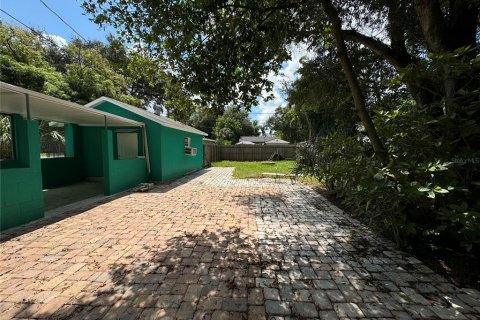 Casa en alquiler en Saint Petersburg, Florida, 2 dormitorios, 57.97 m2 № 1879849 - foto 20