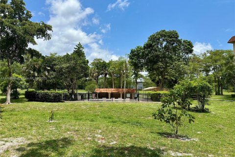 Condominio en venta en Lauderhill, Florida, 2 dormitorios, 104.98 m2 № 2037117 - foto 21