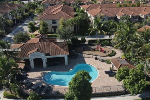 Adosado en venta en Pompano Beach, Florida, 3 dormitorios, 142.88 m2 № 2002533 - foto 14