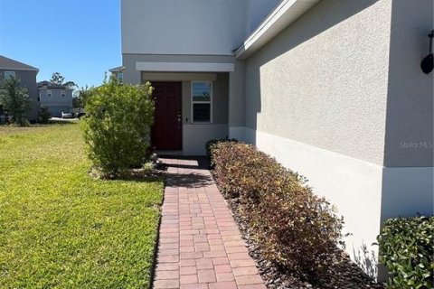 House in Davenport, Florida 4 bedrooms, 191.38 sq.m. № 1723099 - photo 14
