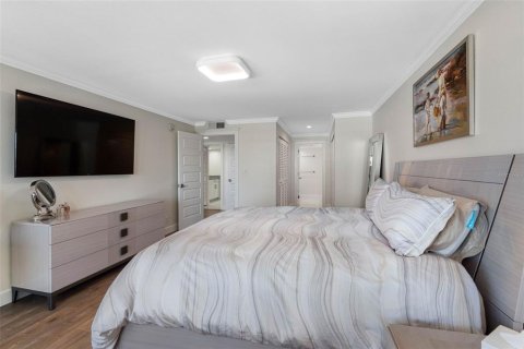 Купить кондоминиум в Клируотер, Флорида 5 комнат, 150.87м2, № 1876164 - фото 24