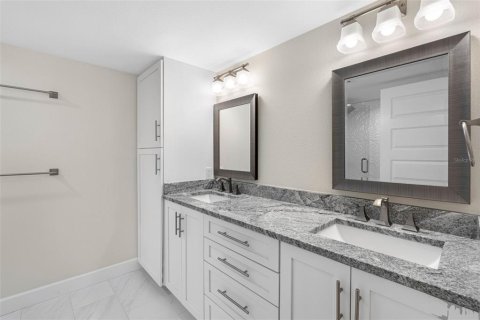 Купить кондоминиум в Клируотер, Флорида 5 комнат, 150.87м2, № 1876164 - фото 26