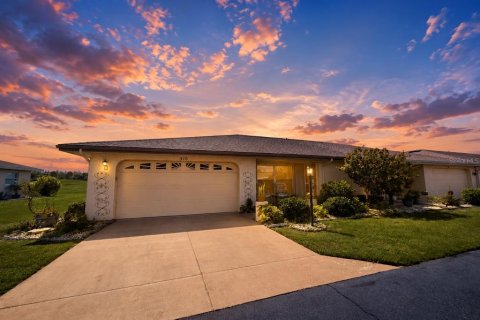 Condo à Sun City Center, Floride, 2 chambres  № 2339266