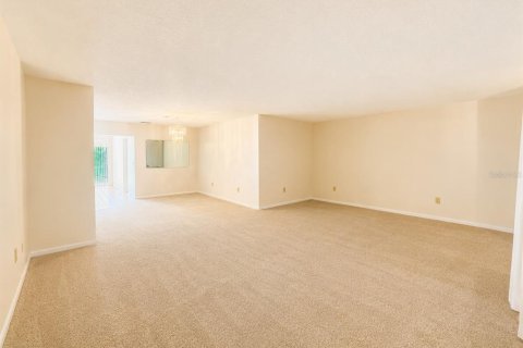 Copropriété à louer à Sun City Center, Floride: 2 chambres, 140.84 m2 № 2339266 - photo 7