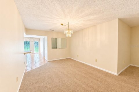 Copropriété à louer à Sun City Center, Floride: 2 chambres, 140.84 m2 № 2339266 - photo 8