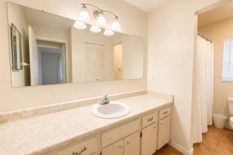 Copropriété à louer à Sun City Center, Floride: 2 chambres, 140.84 m2 № 2339266 - photo 14