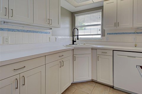 Villa ou maison à vendre à Venice, Floride: 2 chambres, 159.33 m2 № 1825281 - photo 8