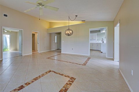 Villa ou maison à vendre à Venice, Floride: 2 chambres, 159.33 m2 № 1825281 - photo 24