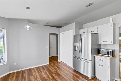 Casa en venta en Kissimmee, Florida, 3 dormitorios, 142.6 m2 № 2205228 - foto 10
