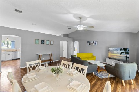 Casa en venta en Kissimmee, Florida, 3 dormitorios, 142.6 m2 № 2205228 - foto 7