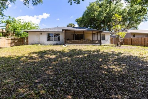 Casa en venta en Kissimmee, Florida, 3 dormitorios, 142.6 m2 № 2205228 - foto 25